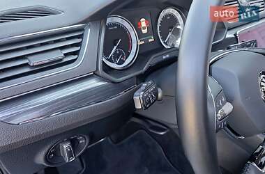 Лифтбек Skoda Superb 2021 в 
