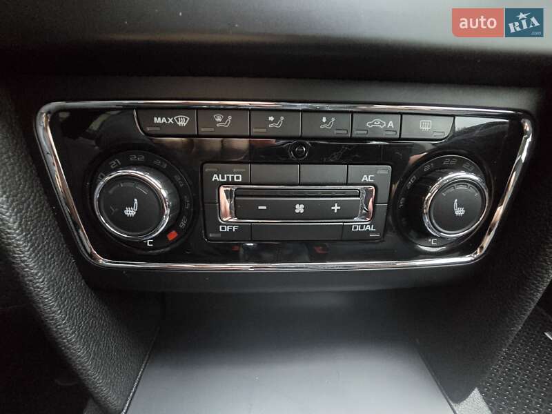 Универсал Skoda Superb 2012 в Николаеве