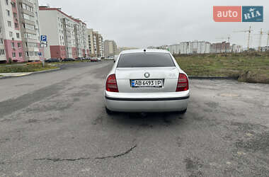 Лифтбек Skoda Superb 2006 в 
