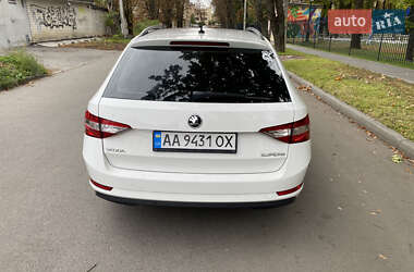 Универсал Skoda Superb 2015 в 