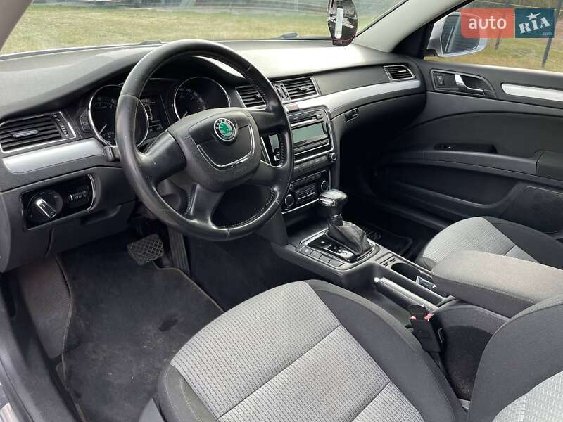 Лифтбек Skoda Superb 2012 в Миргороде