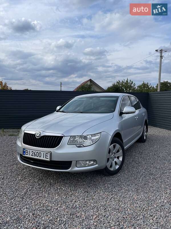 Лифтбек Skoda Superb 2012 в Миргороде
