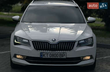 Универсал Skoda Superb 2018 в 