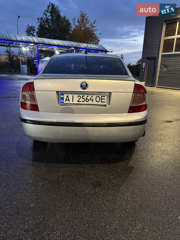 Лифтбек Skoda Superb 2006 в Днепре