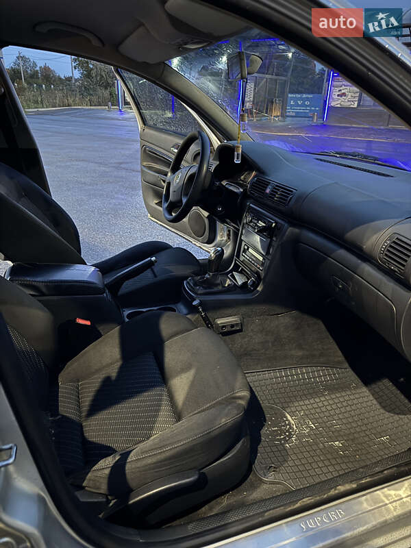 Лифтбек Skoda Superb 2006 в Днепре