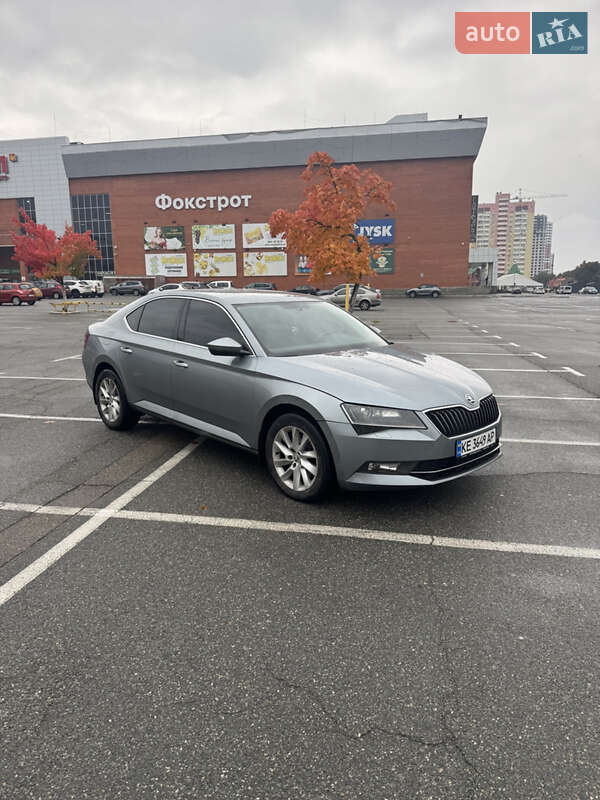 Skoda Superb 2016