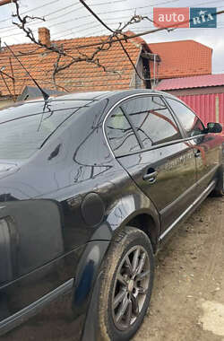 Лифтбек Skoda Superb 2006 в 