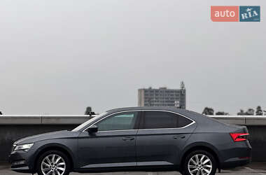 Лифтбек Skoda Superb 2020 в 