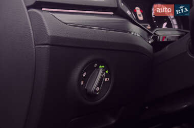 Лифтбек Skoda Superb 2020 в 