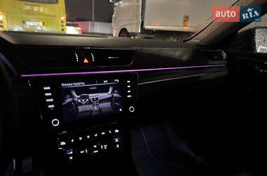 Лифтбек Skoda Superb 2020 в 