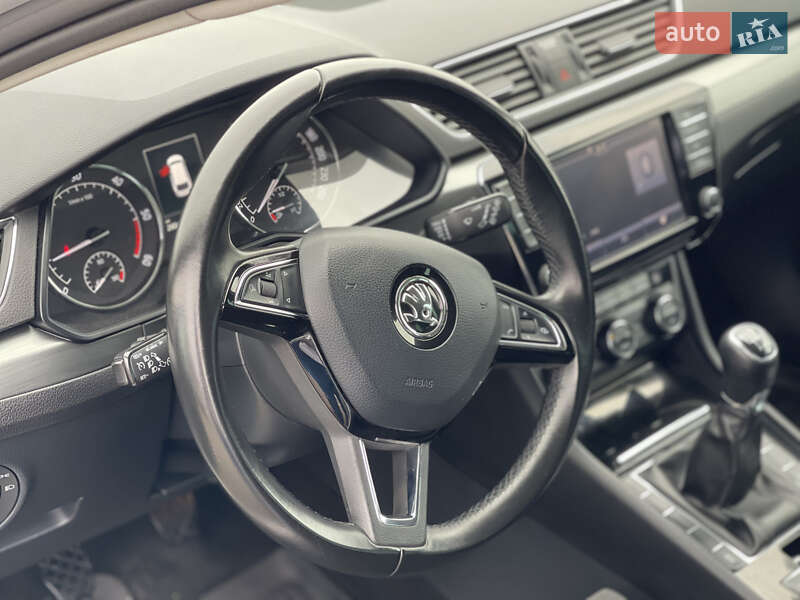 Универсал Skoda Superb 2016 в Нововолынске фото 36 Универсал Skoda Superb 2016 в Нововолынске
