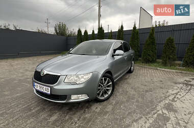 Ліфтбек Skoda Superb 2008 в Городку