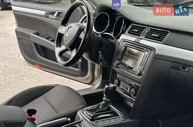 Лифтбек Skoda Superb 2014 в 