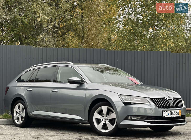 Универсал Skoda Superb 2018 в Львове