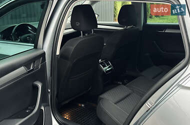 Универсал Skoda Superb 2018 в 