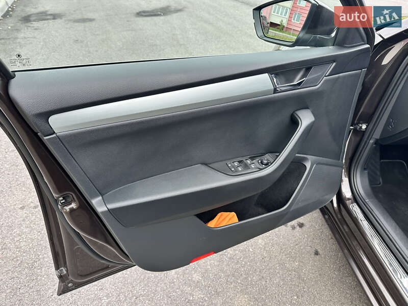 Универсал Skoda Superb 2019 в Виннице