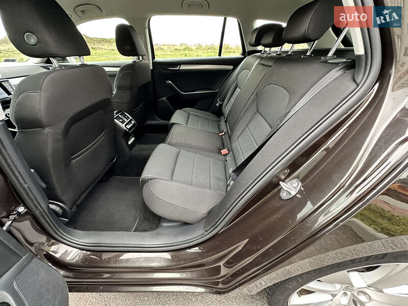 Универсал Skoda Superb 2019 в Виннице