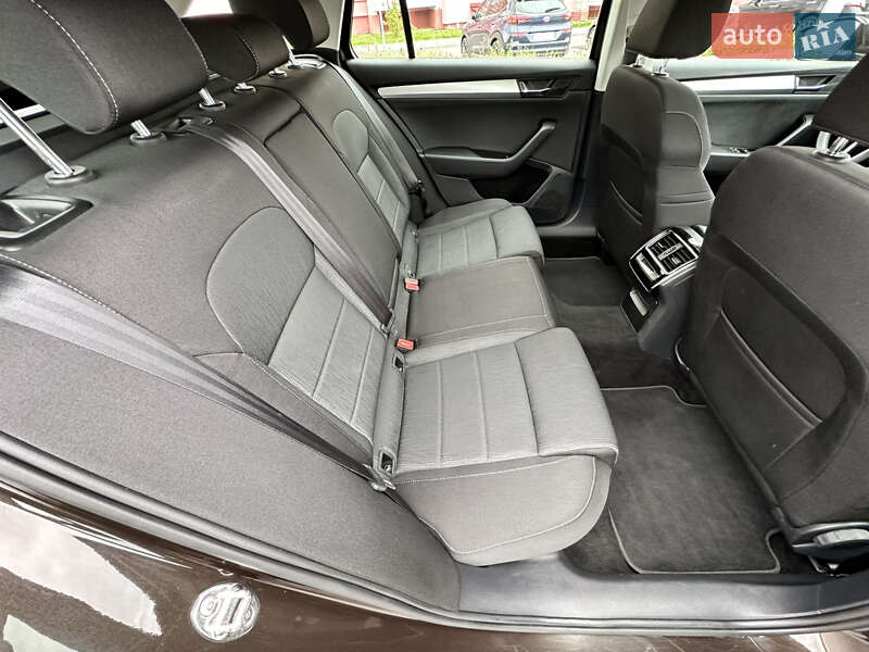 Универсал Skoda Superb 2019 в Виннице