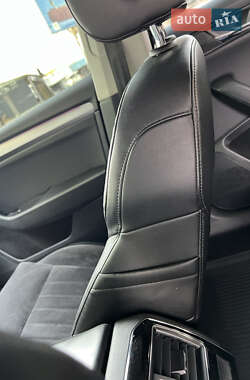 Лифтбек Skoda Superb 2017 в 