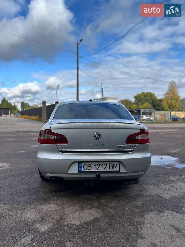 Лифтбек Skoda Superb 2010 в Нежине