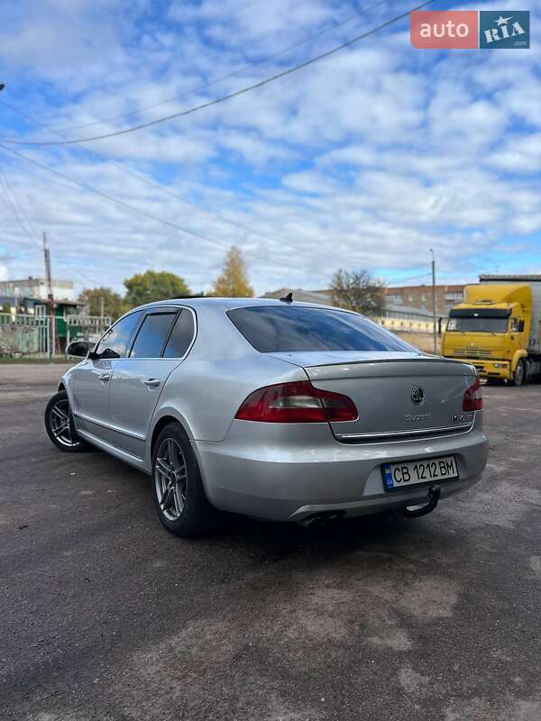 Лифтбек Skoda Superb 2010 в Нежине