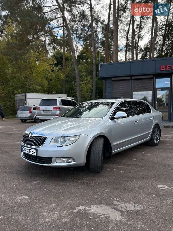 Лифтбек Skoda Superb 2010 в Нежине