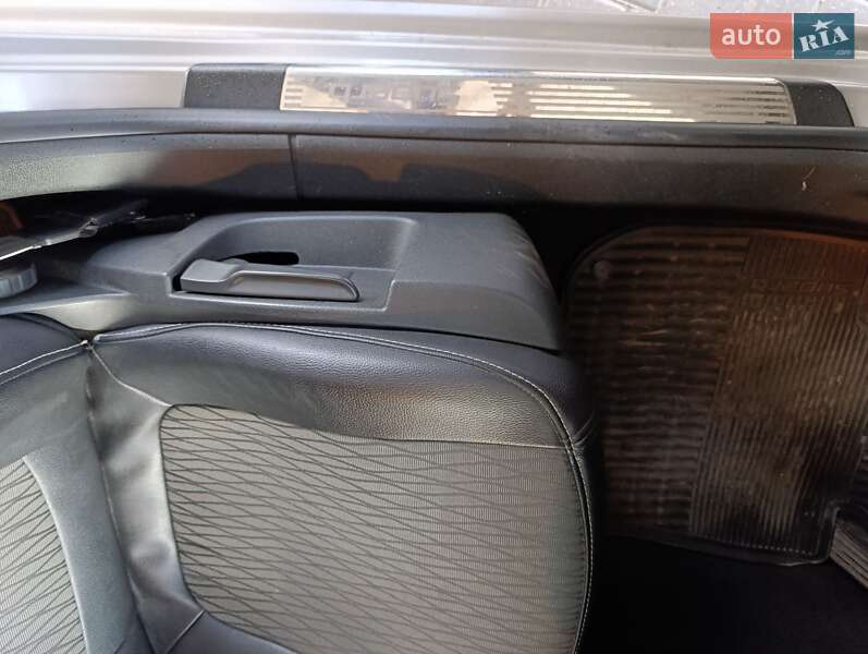 Лифтбек Skoda Superb 2010 в Николаеве