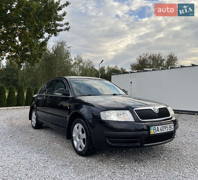 Лифтбек Skoda Superb 2007 в 
