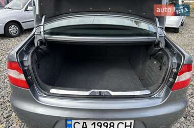 Ліфтбек Skoda Superb 2011 в  фото 13 Ліфтбек Skoda Superb 2011 в