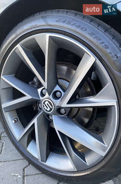 Универсал Skoda Superb 2017 в 