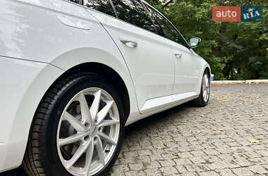 Универсал Skoda Superb 2017 в 