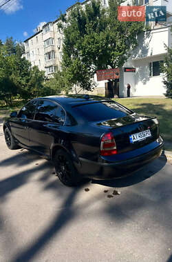 Лифтбек Skoda Superb 2006 в 