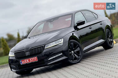 Лифтбек Skoda Superb 2021 в 