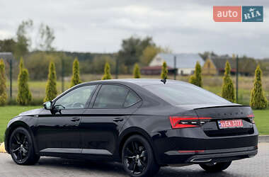 Лифтбек Skoda Superb 2021 в 