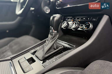 Лифтбек Skoda Superb 2021 в 