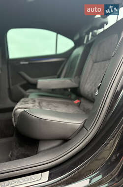 Лифтбек Skoda Superb 2021 в 