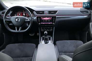 Лифтбек Skoda Superb 2019 в 