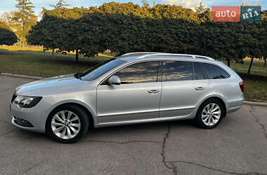 Универсал Skoda Superb 2014 в 