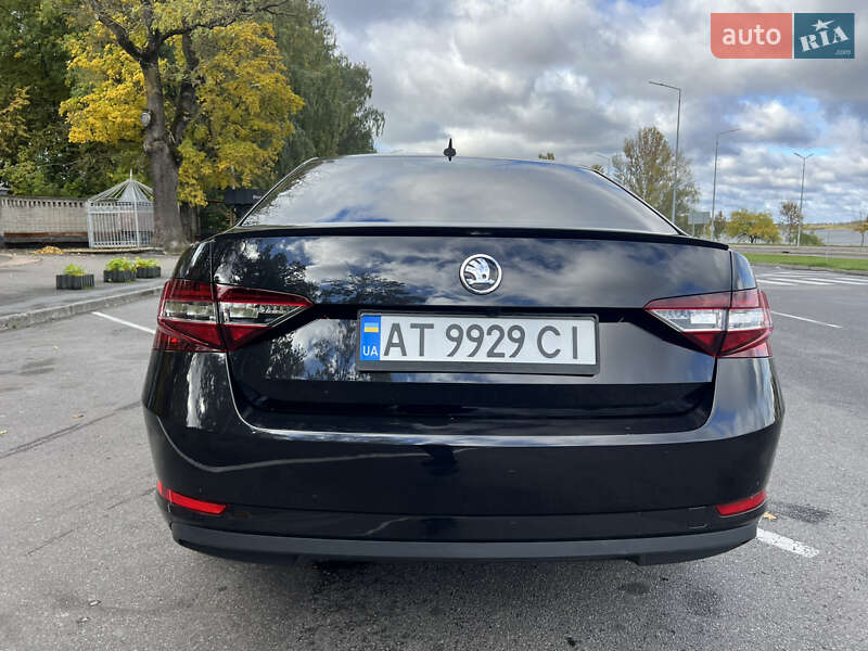 Лифтбек Skoda Superb 2016 в Виннице