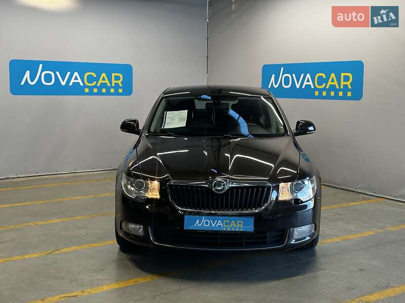 Лифтбек Skoda Superb 2012 в Киеве