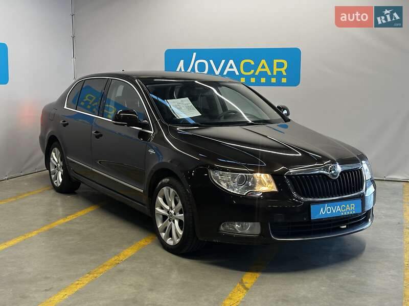 Лифтбек Skoda Superb 2012 в Киеве