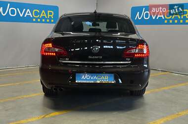 Ліфтбек Skoda Superb 2012 в 