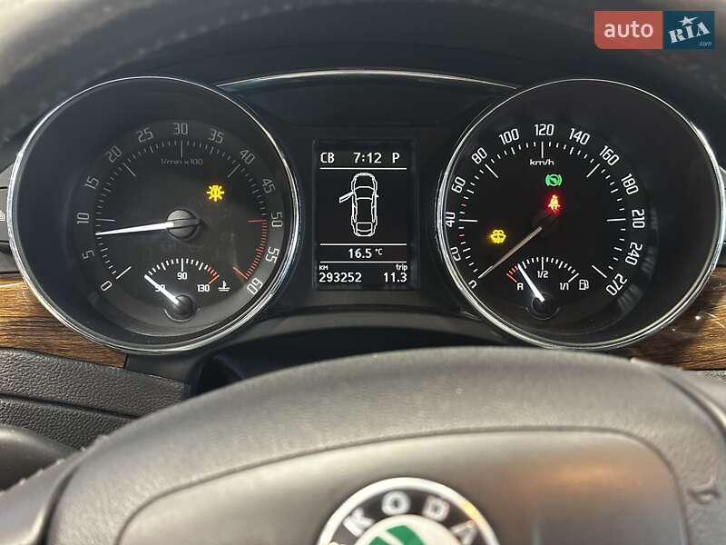 Лифтбек Skoda Superb 2012 в Киеве