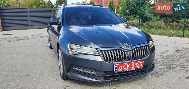 Универсал Skoda Superb 2019 в Ужгороде
