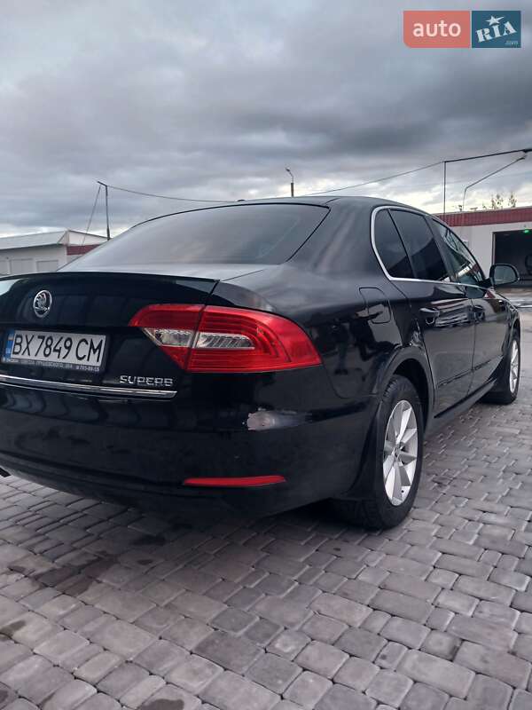 Лифтбек Skoda Superb 2014 в Нетешине