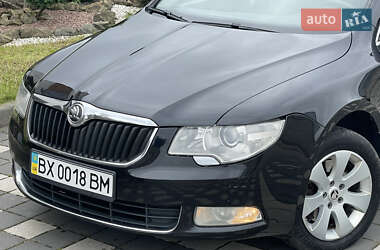 Лифтбек Skoda Superb 2010 в 