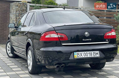 Лифтбек Skoda Superb 2010 в 