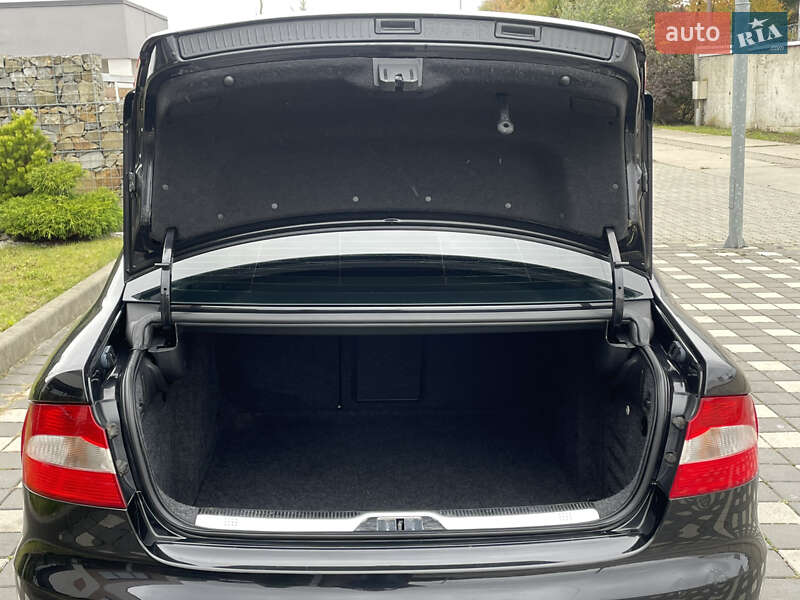 Лифтбек Skoda Superb 2010 в Стрые