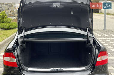 Лифтбек Skoda Superb 2010 в 