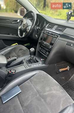Універсал Skoda Superb 2011 в 
